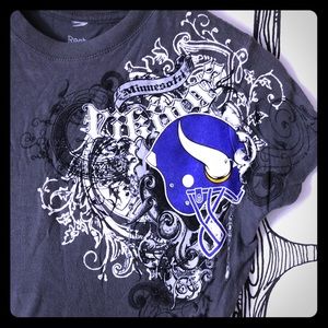 💜💛🏈 MN Vikings T-shirt 🏈💛💜